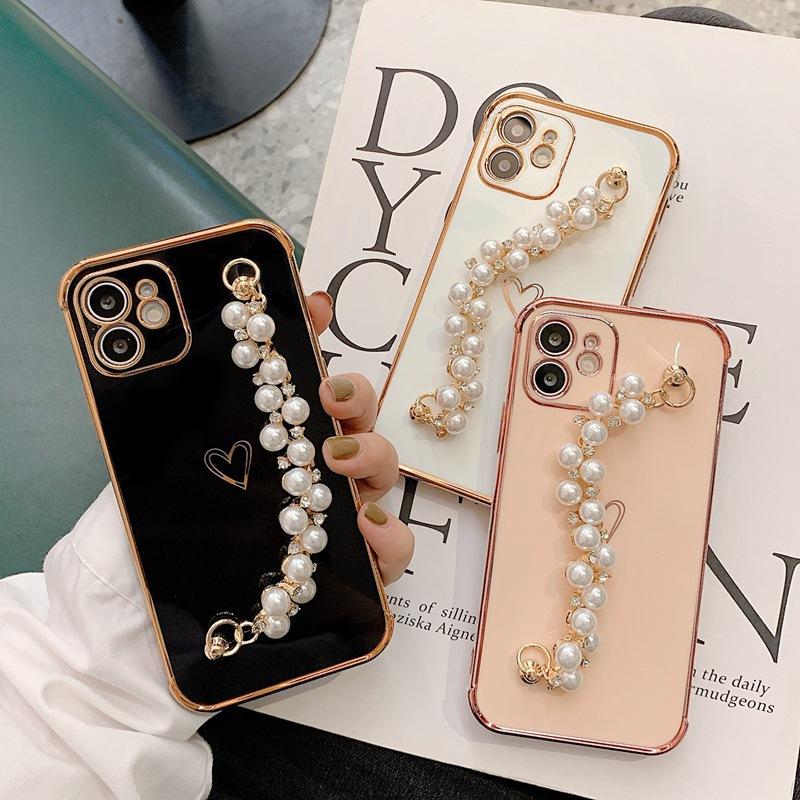 Japan and South Korea small pearl bracelet is suitable for Apple 17 electroplated love mobile phone case iPhone16/XS/XR luxury soft case