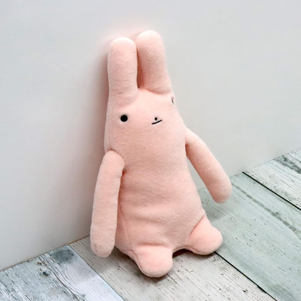 Shinada Fumofumo-san Softly Sitting (M) Plum FWOS-0130R