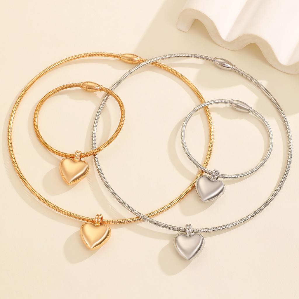 New jewelry peach love magnetic collar opening ring symmetrical simple fashion love pendant bracelet female tide