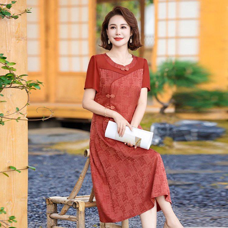 Elegant 2026 Summer Slim-Fit Mid-Length Lace-Up Dress