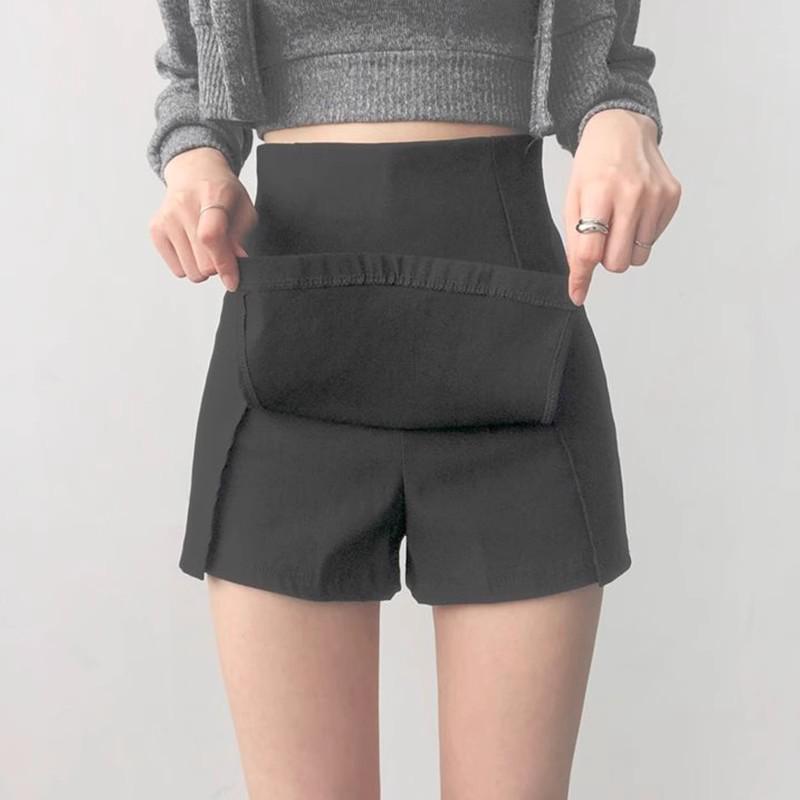 Schwarze knielange Rockhose für Damen - Sommerliche schlankmachende High-Waist-Rockshorts mit Schlitz