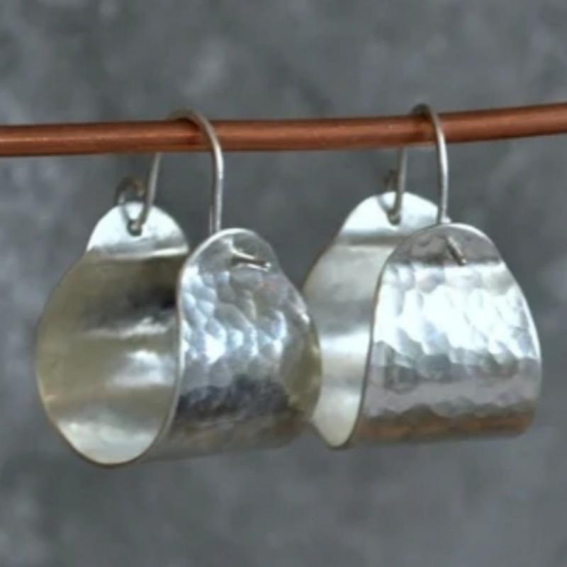 Vintage Simple Silver Color Metal Round Geometry Carving Pattern Dangle Earrings for Women Jewelry