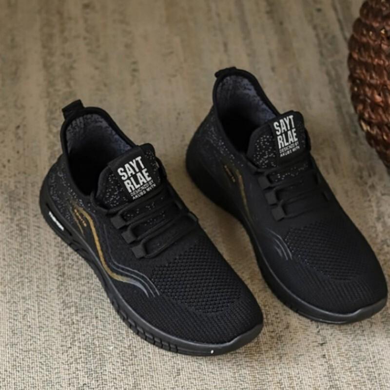 Siyah Koşu Jogging Ayakkabıları Günlük Spor Ayakkabılar Beyaz Dış Mekan Nefes Alabilen File Ayakkabılar Erkek Hafif Şok Emici Spor Ayakkabılar
