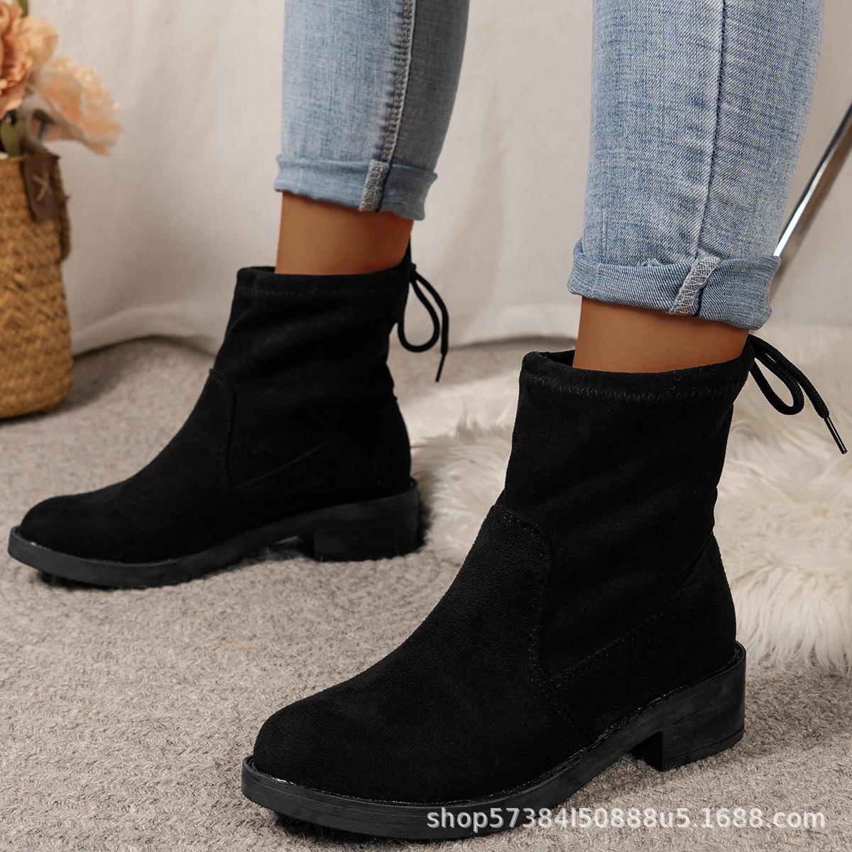 

Autumn suede women s short boots 2025 new round head thick heel European and American large size women s boots rear lace-up casual Martin boots 35 чёрный