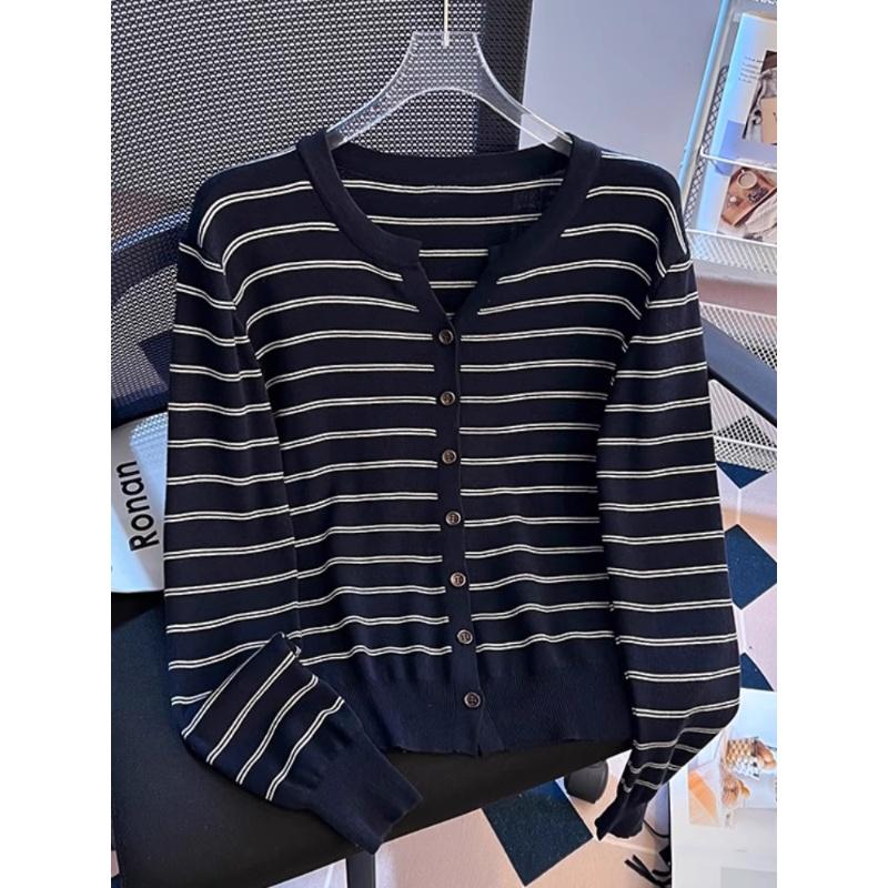 Striped Long-sleeved Knitted Sweater, A Slim and Slimming Cardigan for Women in Autumn, Soft and Versatile Top