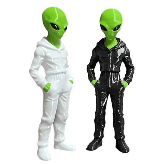 Yousheng Alien Wearing Hoodie Statue, 3D Printed Green Alien Figurine, Collectible Alien Sculpture, Sci-Fi Desktop Decoration Gift for Alien Lovers