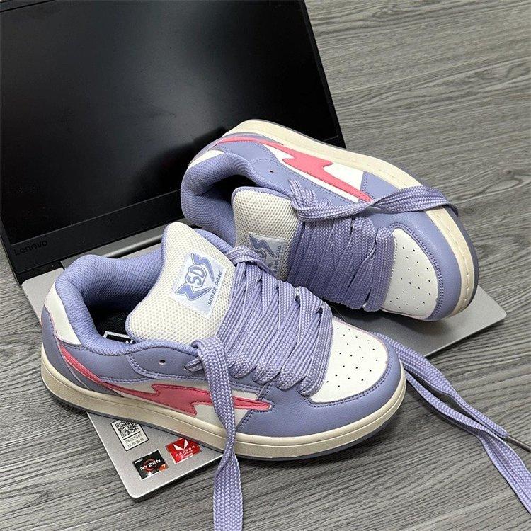 Girl powder retro small lightning bread shoes women's ins tide niche design sense skateboard shoes versatile casual shoes