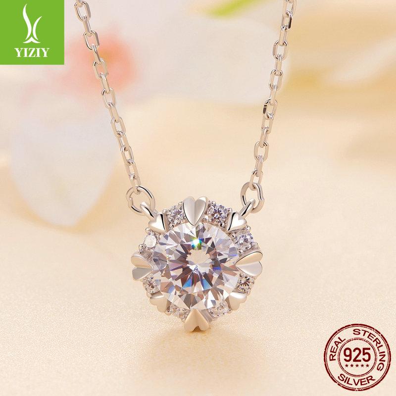 One Carat Sparkling Moissanite Necklace Women, Exquisite Craftsmanship S925 Silver Mozzarella Collarbone Chain