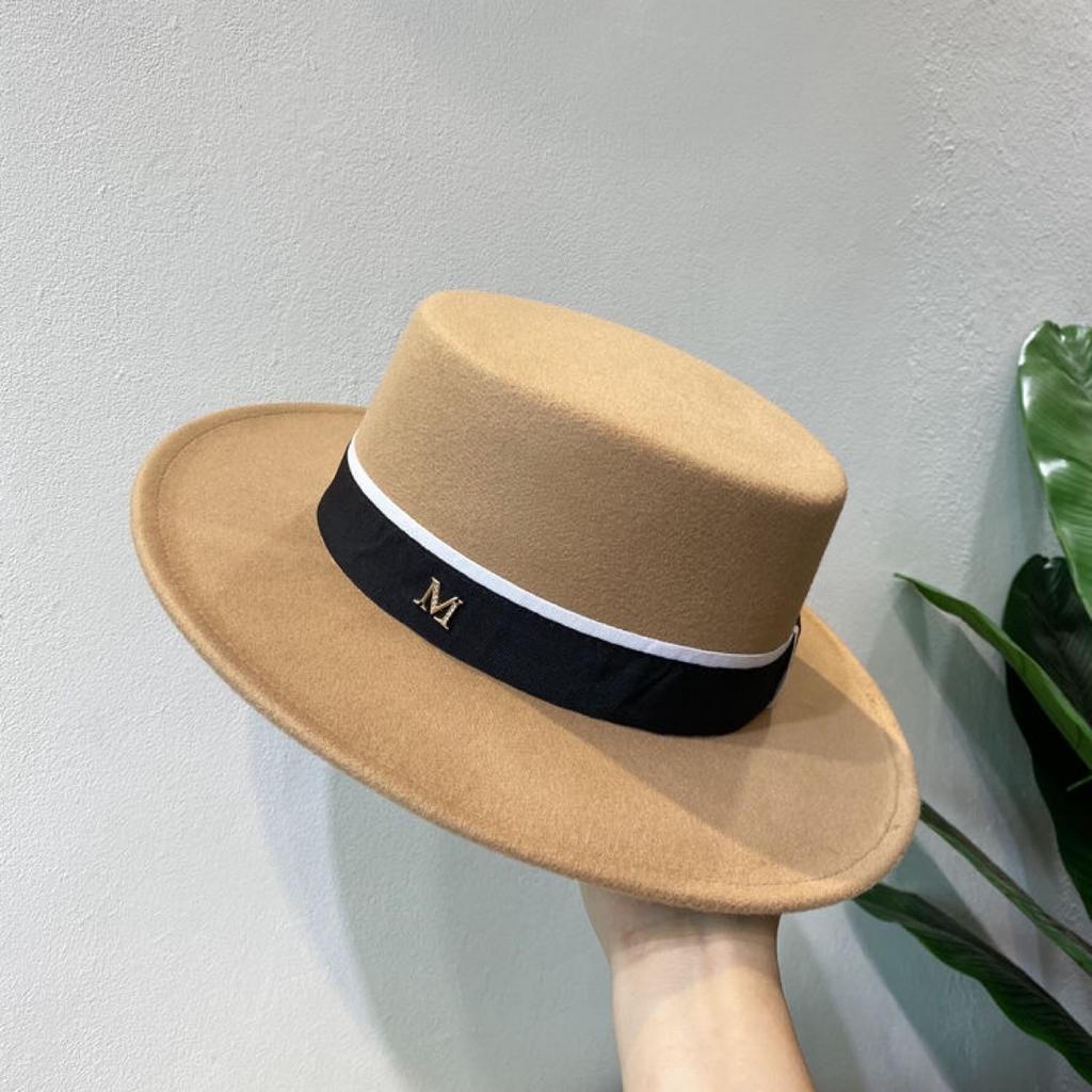 European and American Retro M Standard Internet Celebrity Top Hat Autumn and Winter Fashion Versatile White Woolen Flat Hat Elegant Temperament Jazz