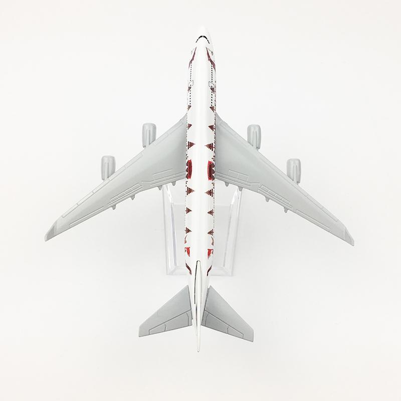 1/400 Scale 16cm Thai Dragon Boat Boeing 747 Airplane Model Airplane Diecast Metal Planes
