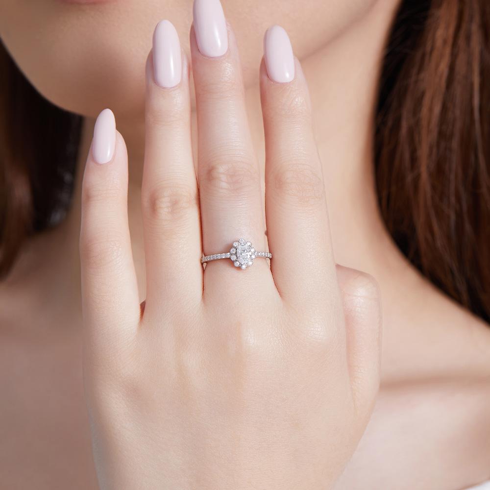 Klassisk Moissanite Jubileumsring Delikat Bryllupsforlovelsesringer Mote Elegant blendende blomsterring for kvinner