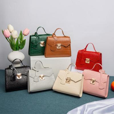 Schultertasche, Messenger Bag, modische Tasche für Damen