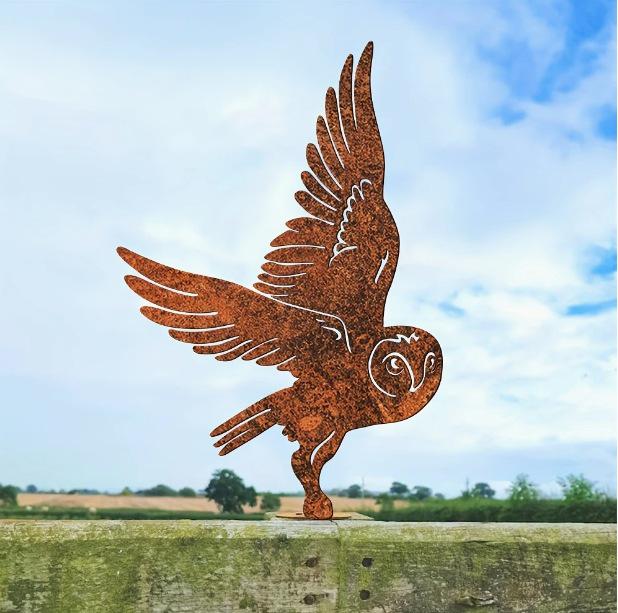 

Rustic Metal Owl Statue - Garden Fence & Home Decor 30x19.5 cm