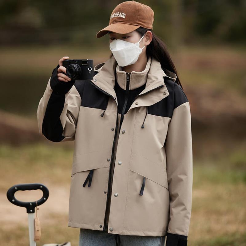 Chaqueta de invierno 3 en 1 para mujer, forrada con forro polar plateado, resistente al viento, impermeable, ideal para senderismo y esquí al aire libre.