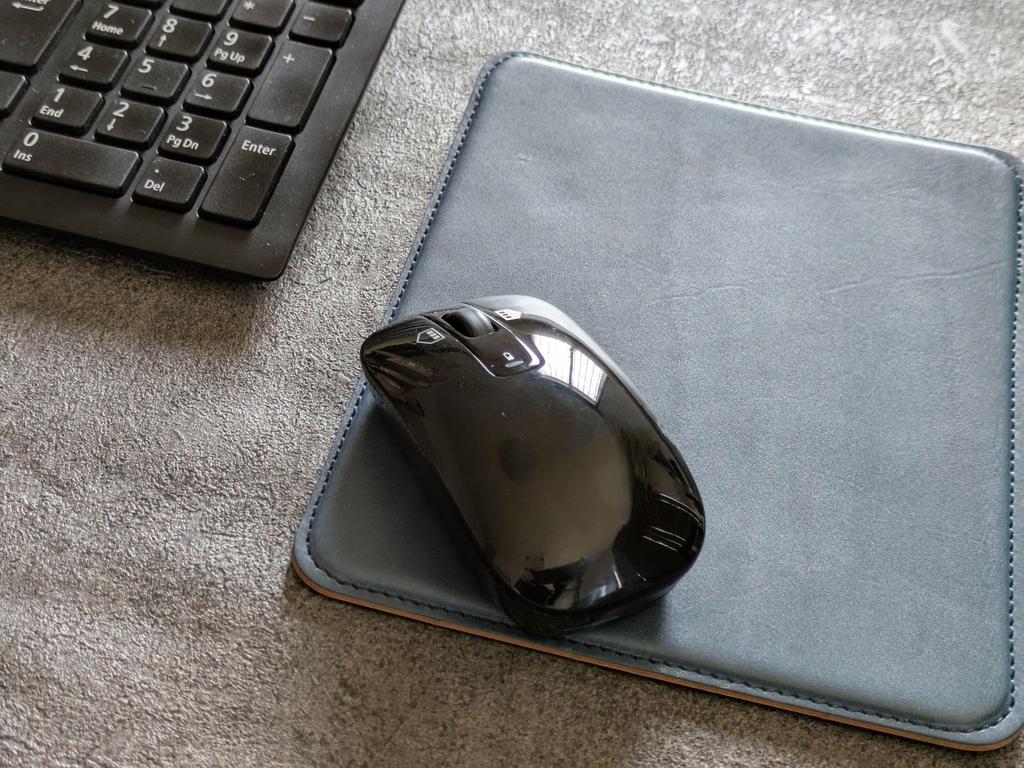 PLUS EIGHT ONE Tochigi Made In Japan +81 Mousepad, Leather, Leather, Vibram, (Blue)