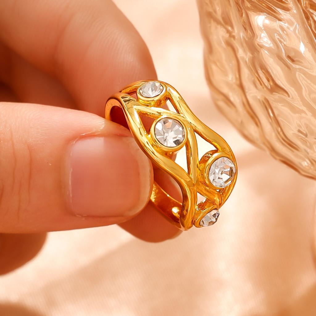 Hot Sale Diamond Ring Personality Premium Wedding Ring Gift