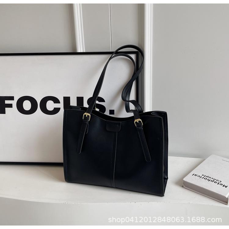 Fashion Texture Tote Bag Women's 2025 New Large-capacity Simple Shoulder Bag Casual Retro Work Commuter Bag