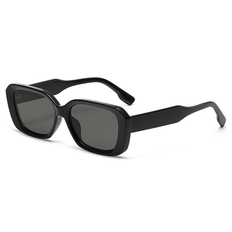 Box Sunglasses Men s UV Protection and Radiation Protection Outdoor Driving Women s Sunglasses of The Same Style