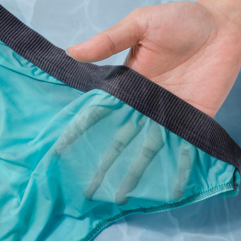 Ultradünne Herren Ice Silk Triangle Slips - Halbtransparent, Schmaler Schritt, Sexy Unterwäsche im japanischen Stil