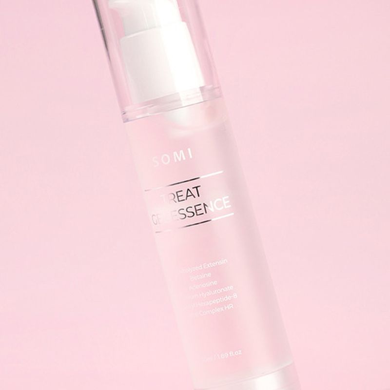 TREAT GEL ESSENCE 50ml Hypoallergenic moisture and elasticity essence containing peptides and collagen