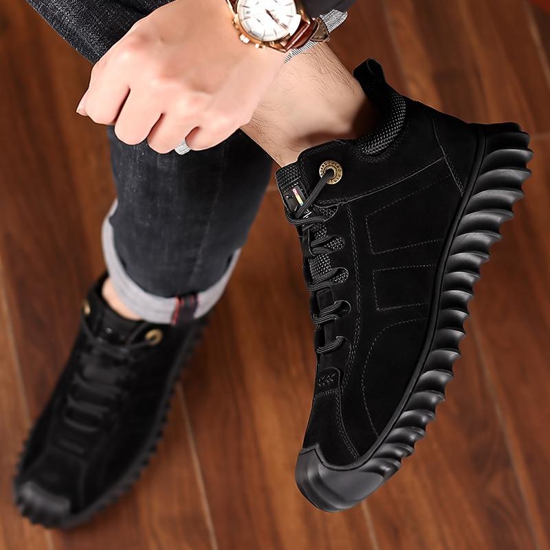 Fashion Winter Pig Leather Velvet Warm Cotton Shoes for Men New Designer Soft-soled Casual Men's Shoes Fashion Light Ankle Boots Male