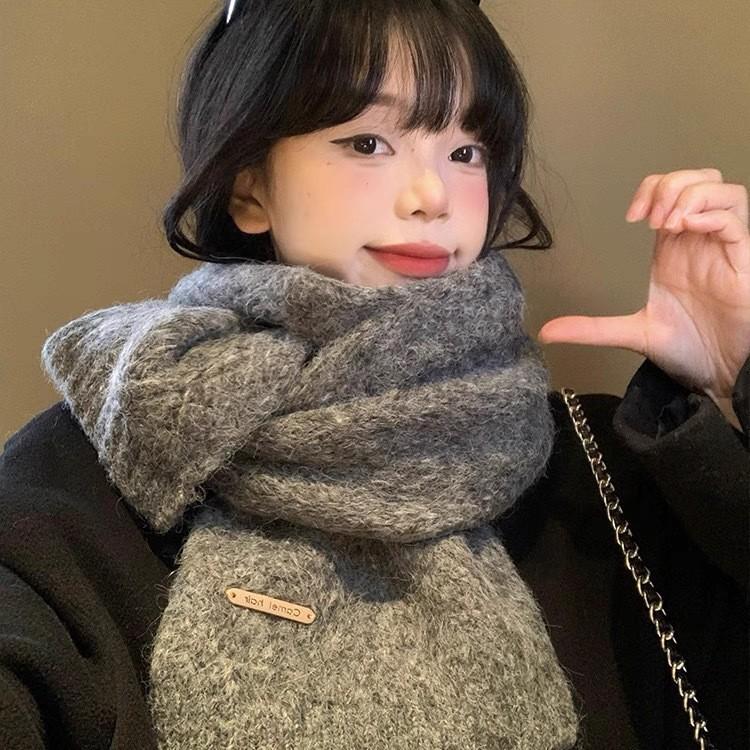 Solid color alpaca wool knitted scarf women's winter and autumn wool blended new high-end temperament couple scarf tide
