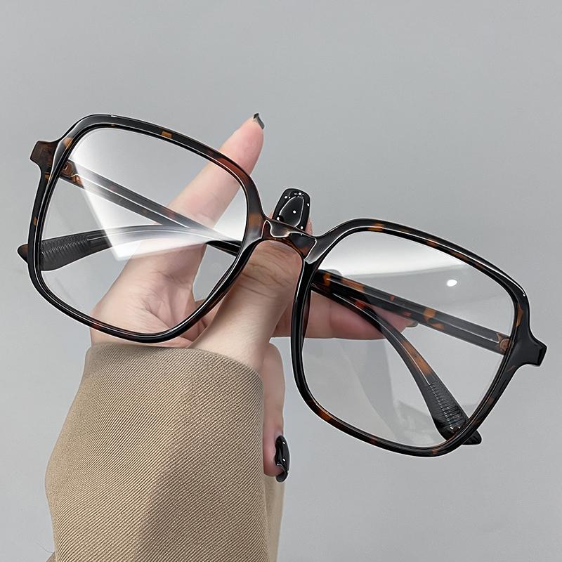 Must Have Square Photochromic Sunglasses Fashion Sunglasses Season Oversized Trendy Frame Sun Protective Uv Protection