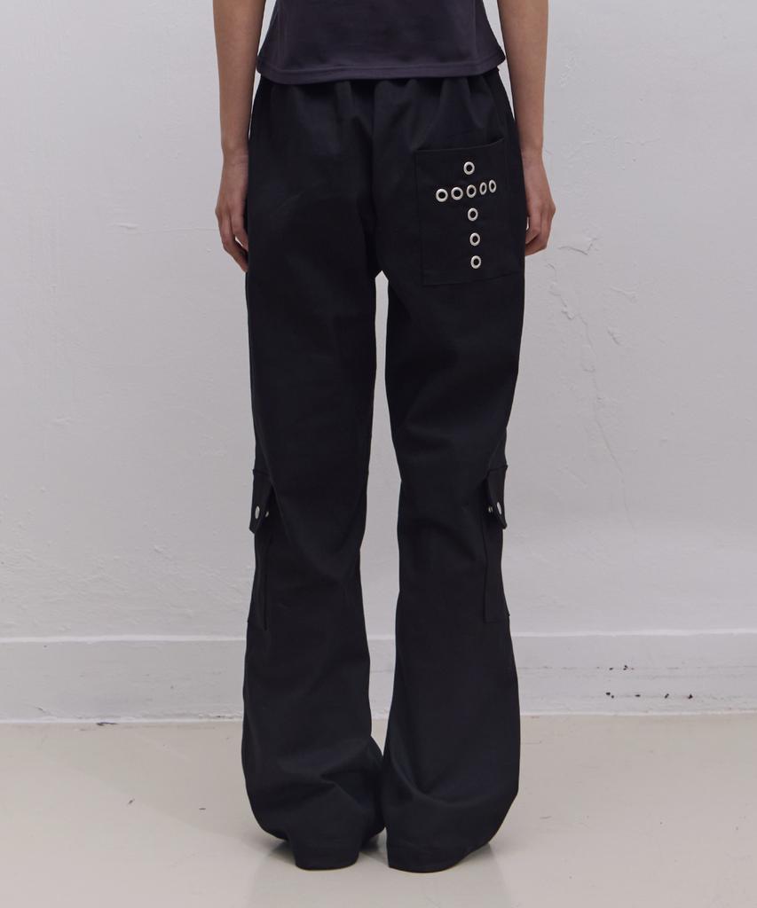 Ebeulisi Eyelet Wide Cotton Cargo Pants (Black)