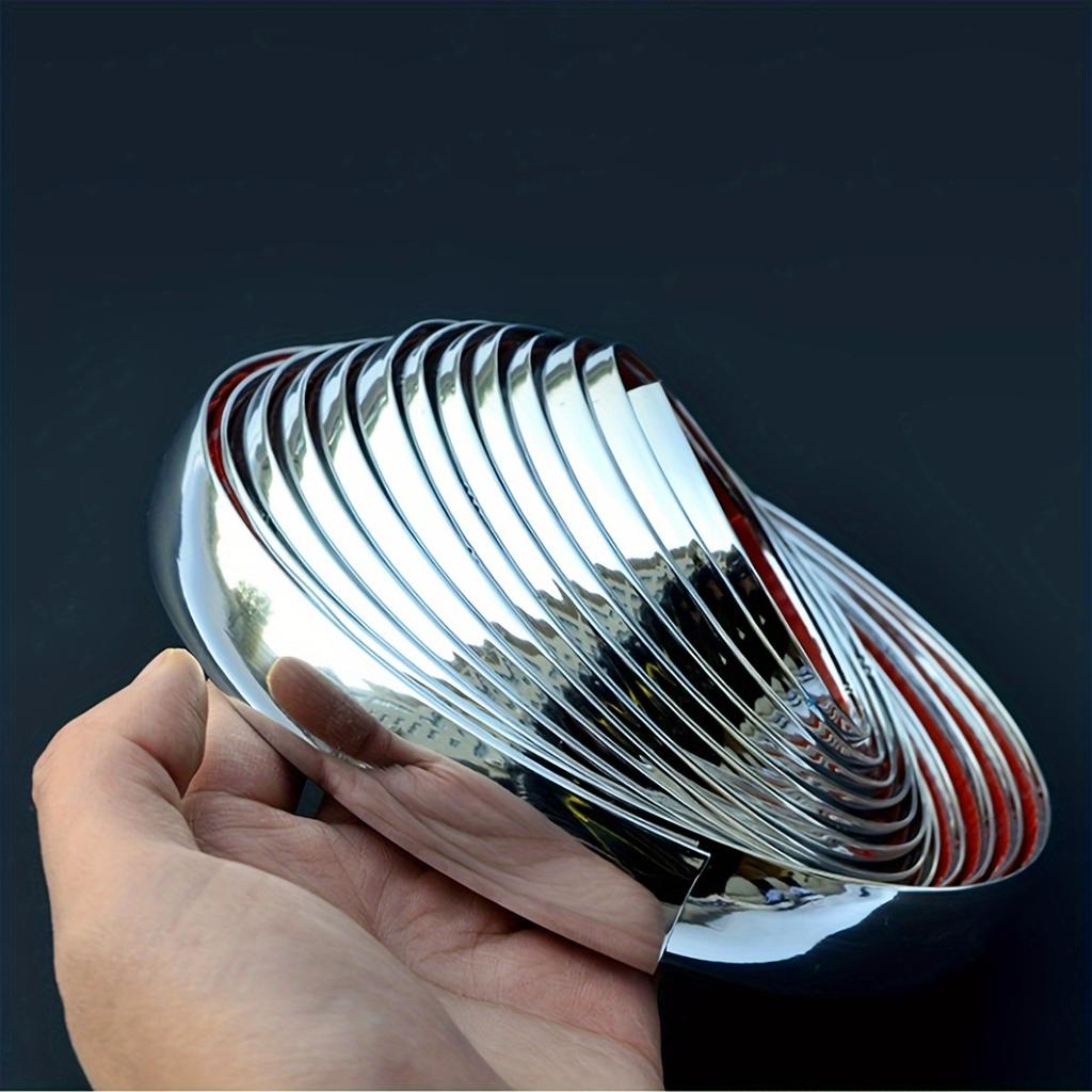 1 Rotolo Striscia Universale di Protezione per Bordi Portiera Auto - Anti-Collisione, Anti-Graffio, Anti-Sfregamento, Adesivo Finitura Lucida Galvanizzata.