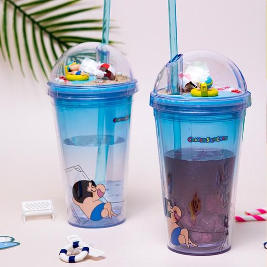 Crayon Shin-chan Duck Tube Tumbler, a popular character in Korea