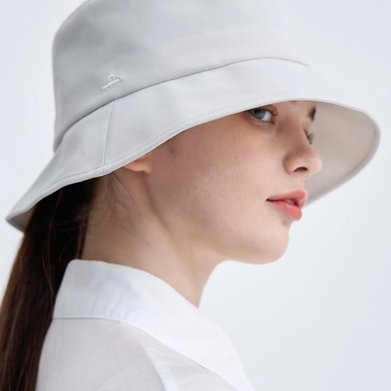 

gounmoja PLUS SIZE BUCKET HAT (Sandgray) Black