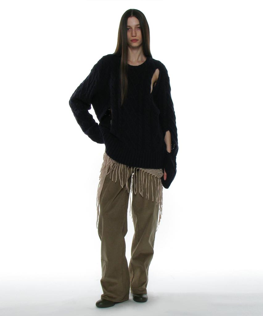 PARTIMENTO WOMEN Heavy Cutout Cable Knit Crew Neck_Navy