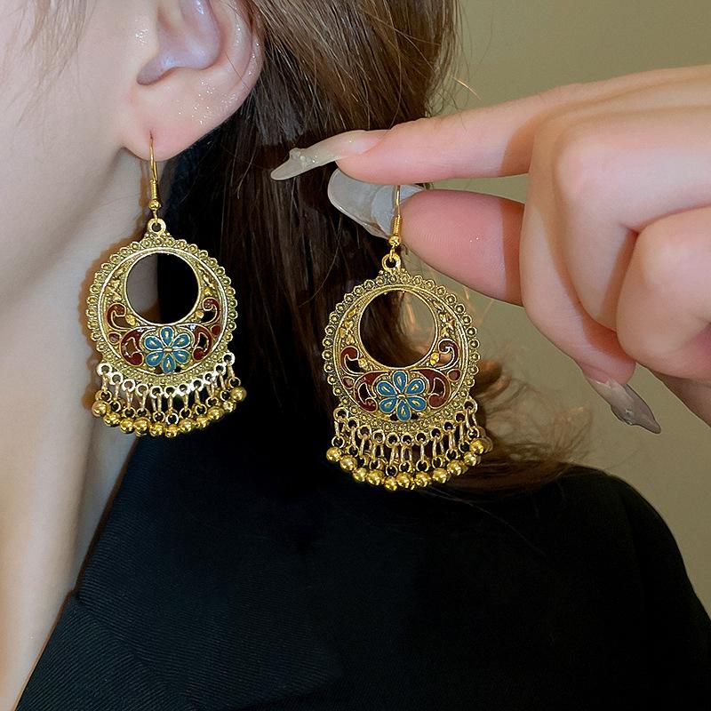 GemChic Women's New Vintage Hollow Round Tassel Fringe Earrings Ethnic Fashion Stud Earrings Birthday Christmas Jewelry Gift
