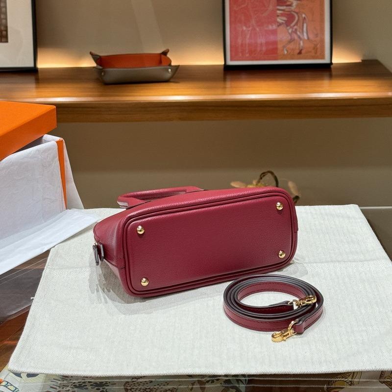 2026 new leather women's bag first layer cowhide method sheep pattern mini shell bag bowling ball portable oblique span women's bag