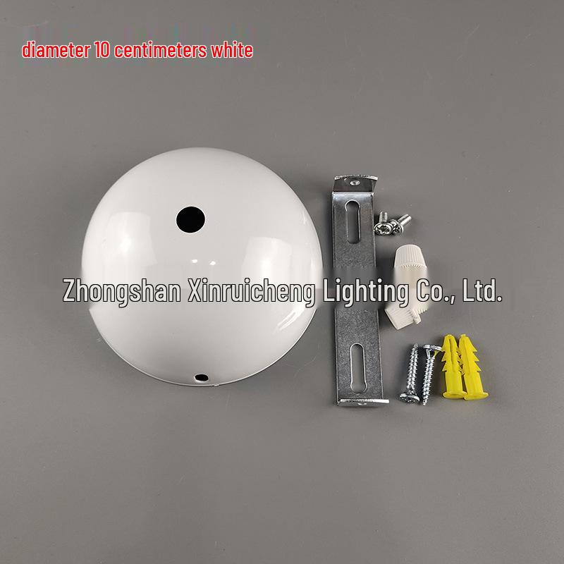 

Полусферическое черно-белое основание подвесного светильника с потолочной пластиной в форме дуги