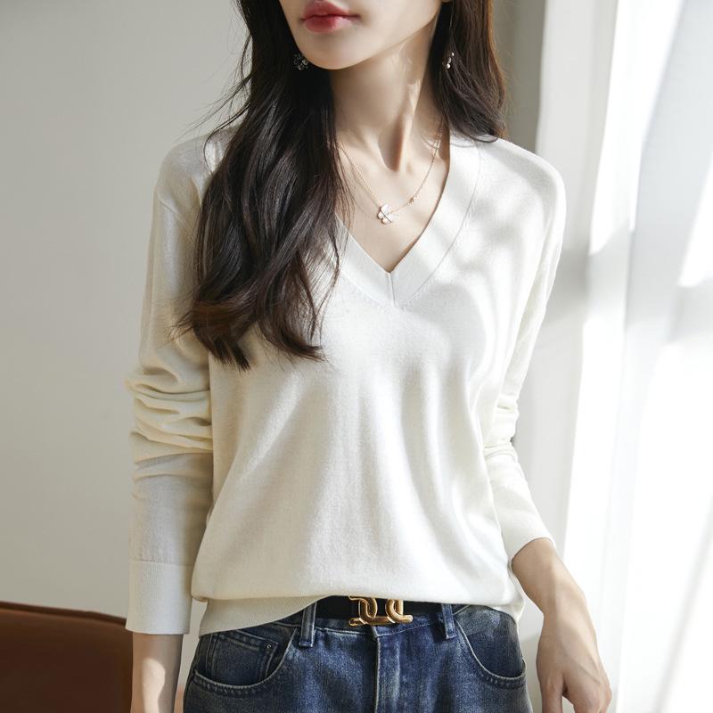 

Женский свитер свободного кроя с V-образным вырезом: Мягкий, однотонный, имитация кашемира, легкий для весны и осени 2025. Large