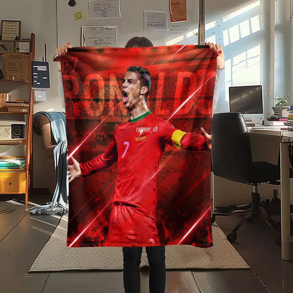 1PC CR7 Patterned Flannel Blanket Suitable For All Seasons for Home Decor Warmth and Comfort Gifts Holiday Present