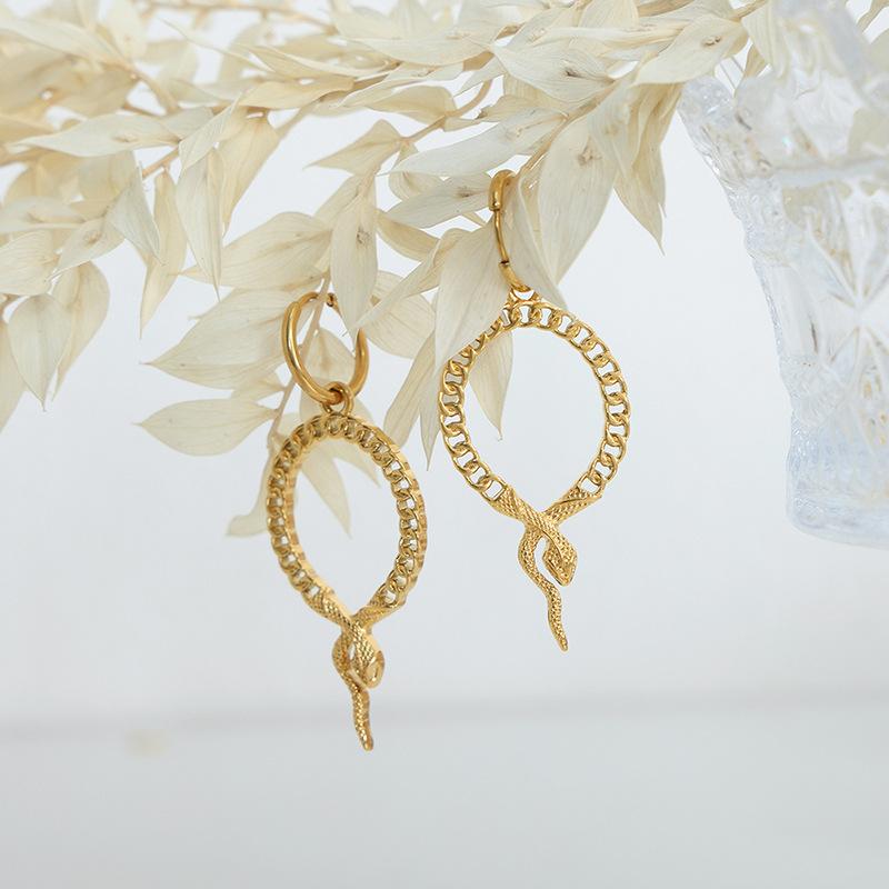 Exquisite Temperament Hollow Snake Earrings Titanium Steel 18K Gold Non-Fading Versatile Niche Earrings Jewelry