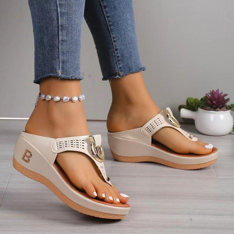 Fashion Summer Slippers Women 2024 Big Size Platform Wedges Sandals Slippers Non-Slip Open Toe Flip Flops Ladies Comfortable Beach Shoes