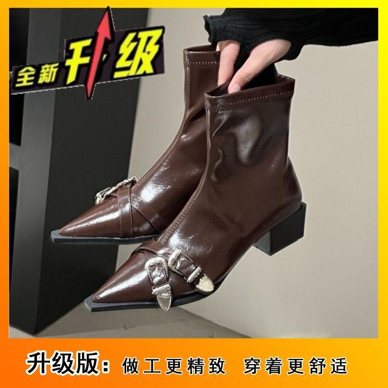 

Stylish and comfortable pointed thin boots women s season French retro style Martin boots women 40