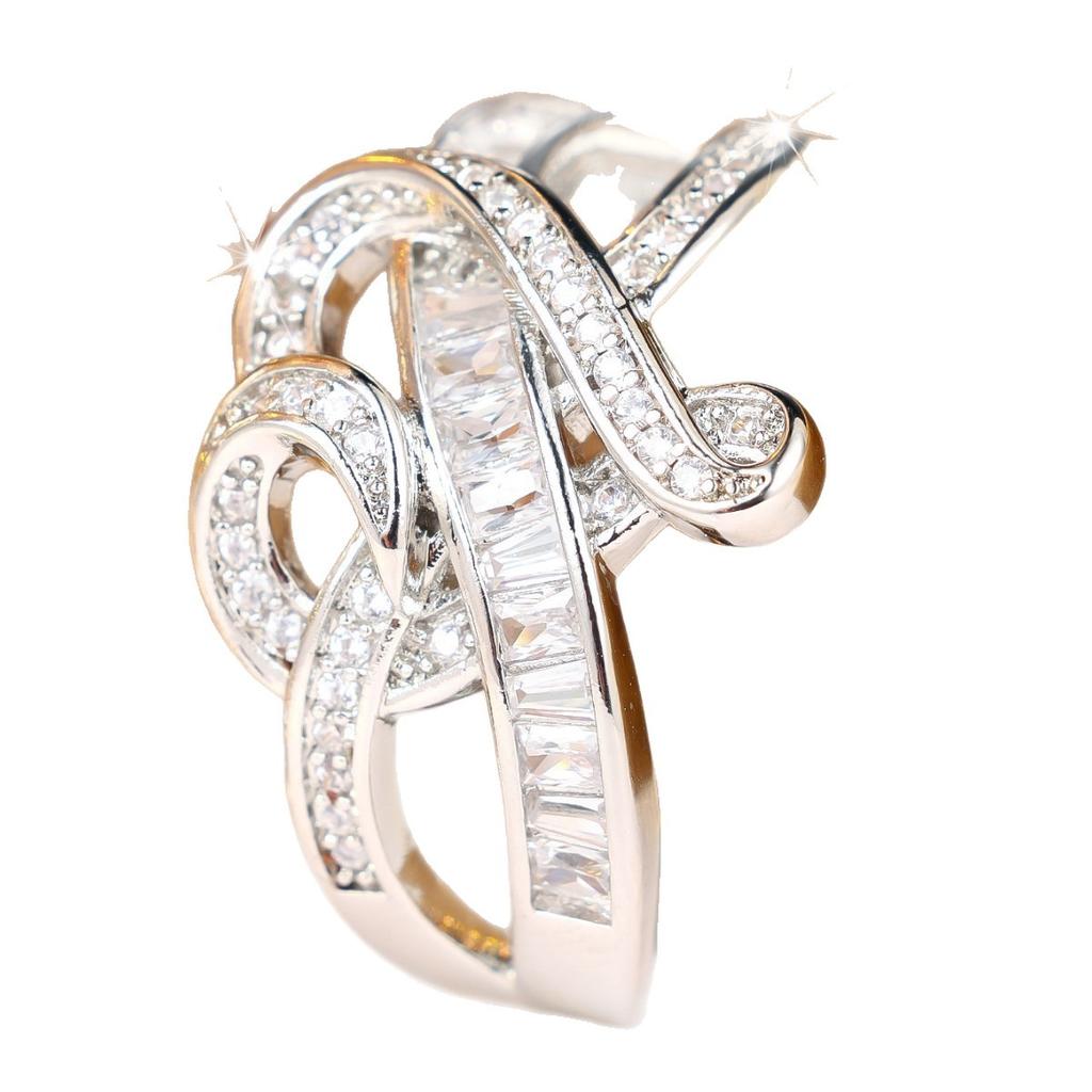 Cool style spiral diamond ring Light luxury, high-end silver ring with a wide band and intricate cubic zirconia setting