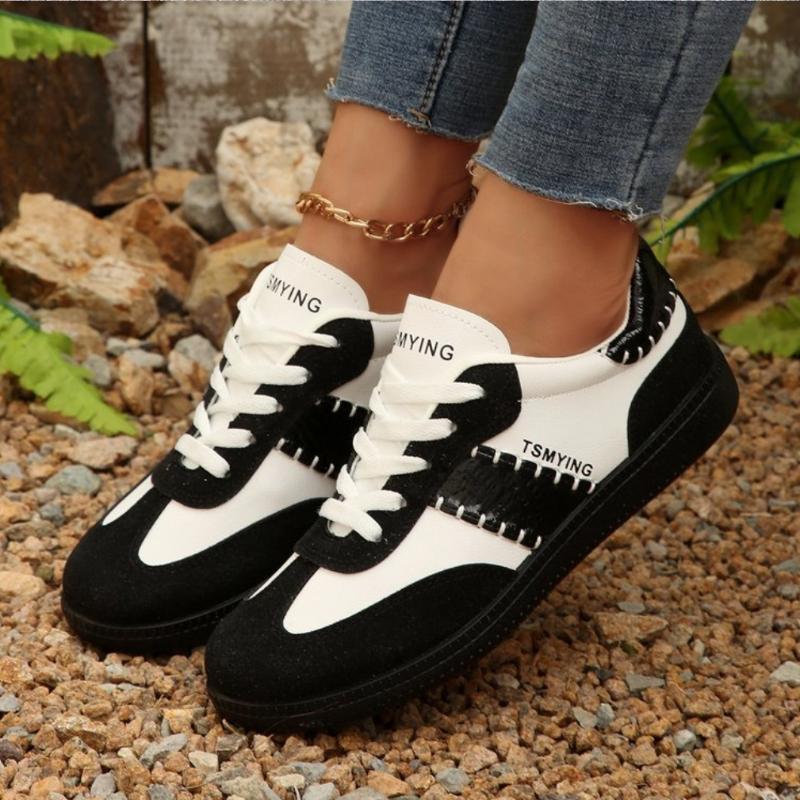 Fashion Women's Thick-Soled Casual Sports Vintage Shoes Autumn 2025 New Arrival Shoes Versatile Little White Shoes With Lace-Up