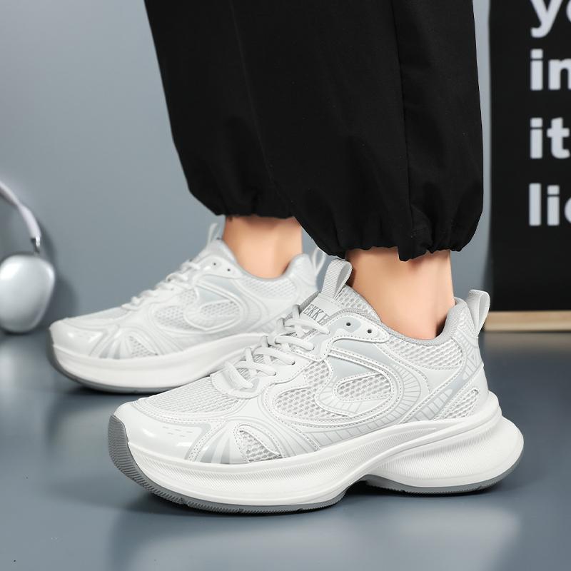Yeni Moda Erkek Dört Mevsim Rahat Kalın Taban Ayakkabılar Öğrenciler Erkek Çocuklar Trend Yumuşak Taban Nefes Alabilen Günlük Koşu Spor Ayakkabıları