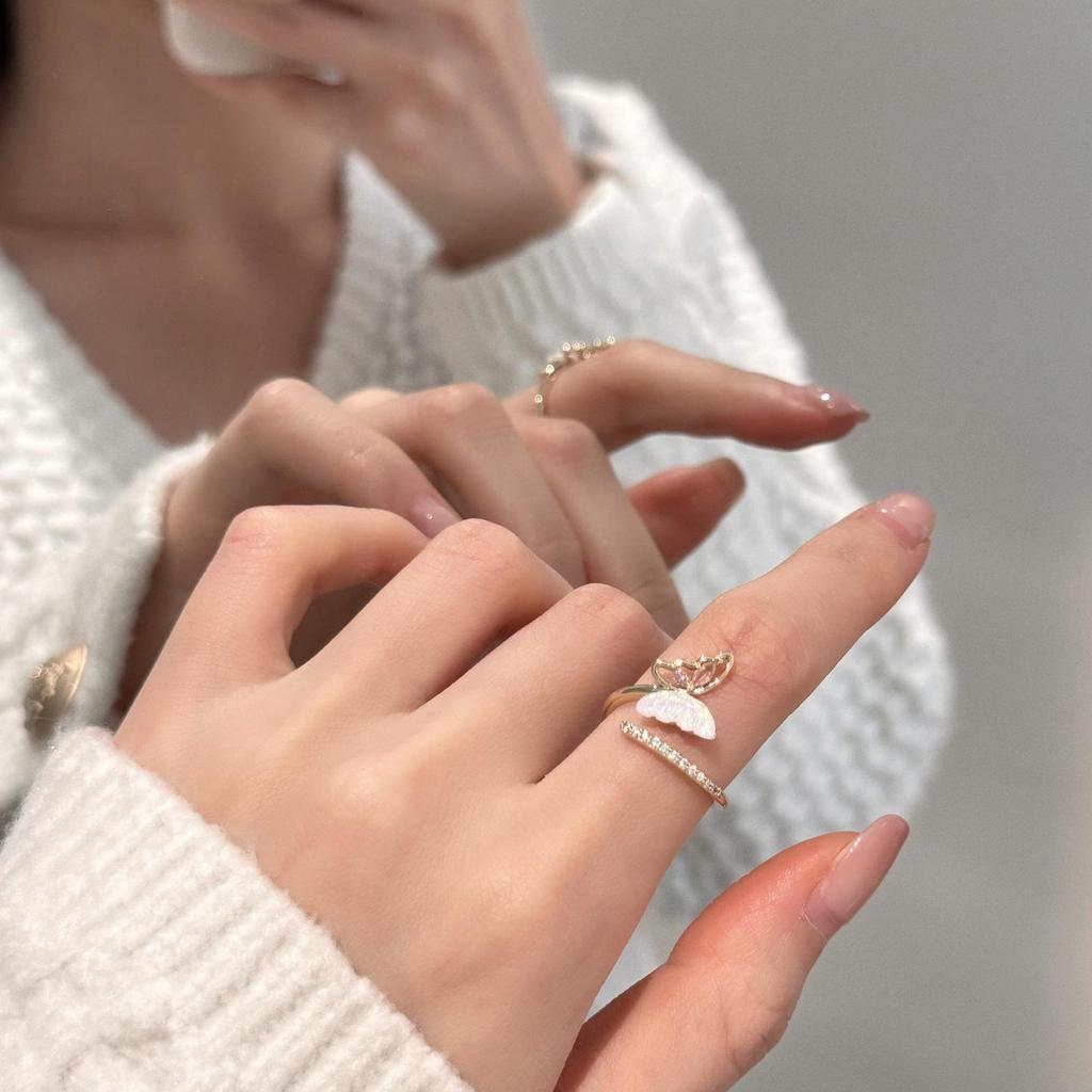 Purple Enamel Butterfly Ring - Luxurious and Vibrant, Versatile, Non-Fading Design for Women
