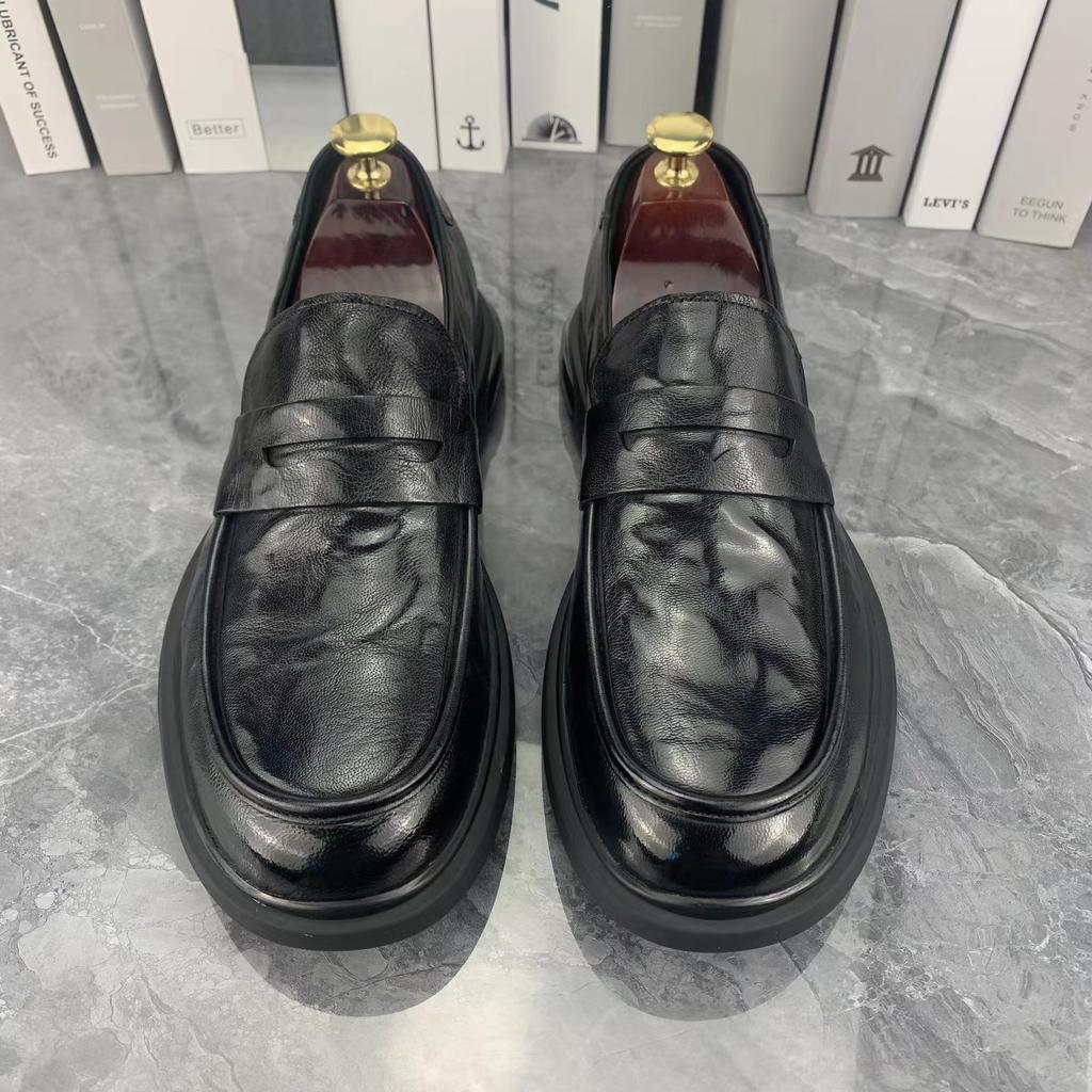 New Men's Casual Loafers Breathable Slip-On Shoes Comfortable Walking Shoes Sneakers for Men Lightweight Men's Flats