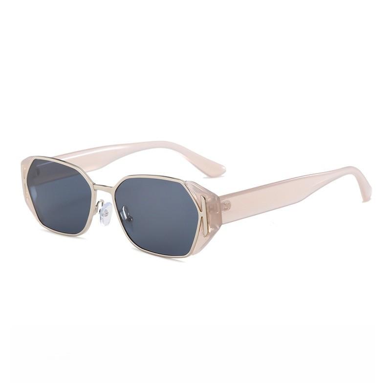 Y2k Square Sunglasses Women Retro Uv400 Sun Glasses For Travel And Party Wear