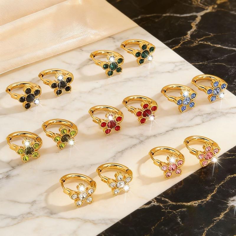 Five-leaf Diamond-studded Titanium Steel Earrings - A Luxurious and Niche Design for Women, Suitable for Various Occasions As A Versatile Accessory.