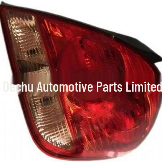 Nissan Sunny 2004 Rear Tail Light White Lens L:26555-8N725/R:26550-8N725
