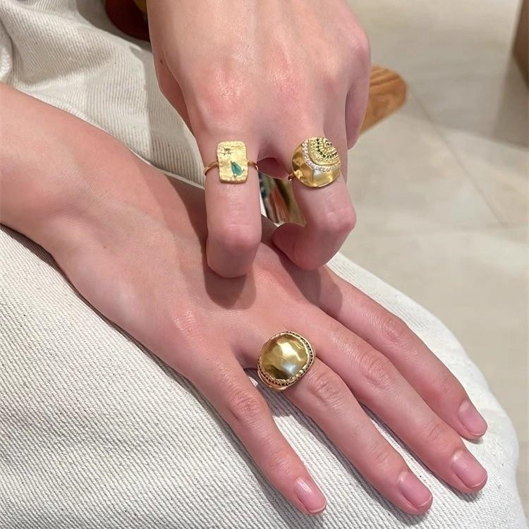 Stunning Vintage Gold Geometric Zircon Inlay Ring For Women Perfect For Stacking And Fashionable Everyday Wear