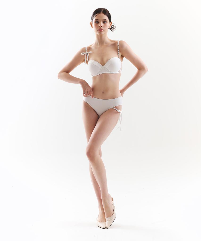 VINAJ Chain Ribbon One-Sided Low Bikini Panties (White)